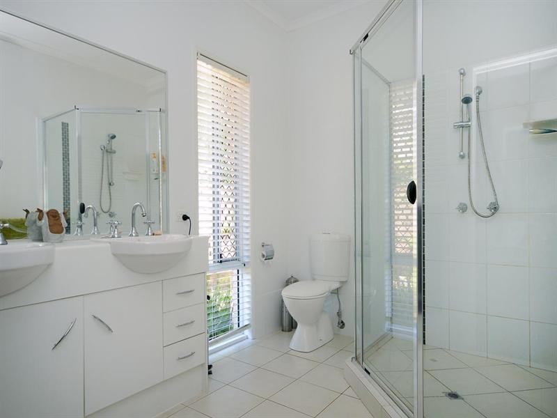 1 Hickey Court, Cotswold Hills QLD 4350