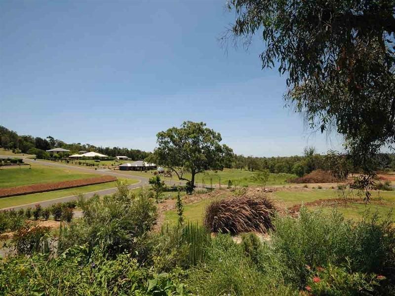 1 Hickey Court, Cotswold Hills QLD 4350