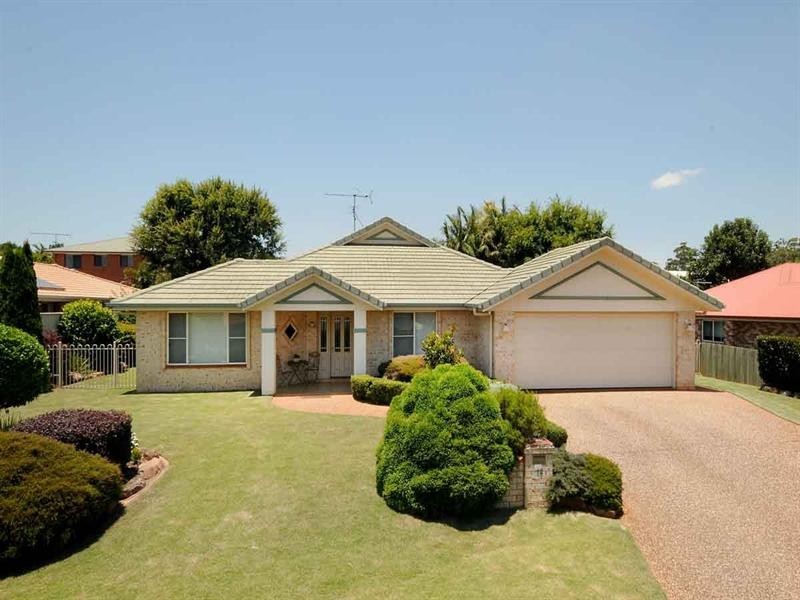 12 Jutsum Street, Middle Ridge QLD 4350