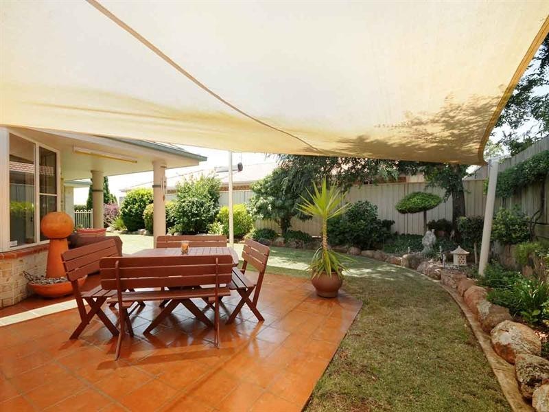 12 Jutsum Street, Middle Ridge QLD 4350