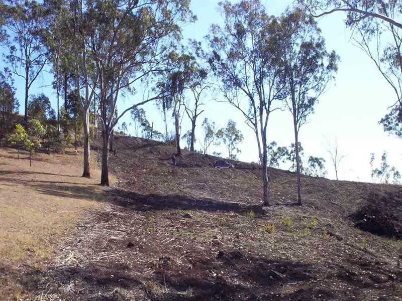 1 Vayro Road, Blue Mountain Heights QLD 4350