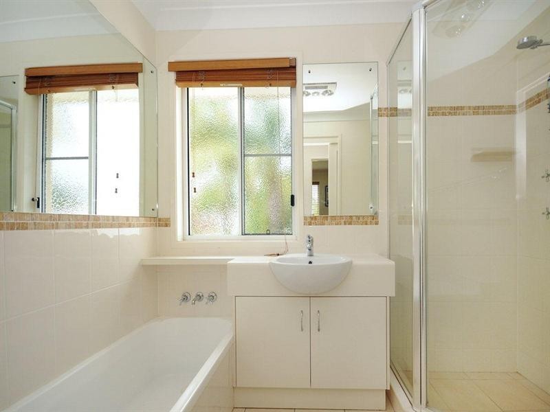 2A Agnes Street, Centenary Heights QLD 4350