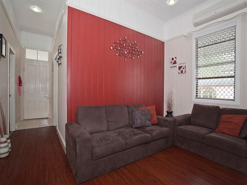 9 Grey Street, South Toowoomba QLD 4350