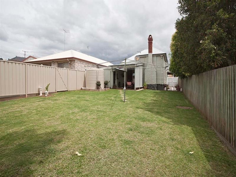 9 Grey Street, South Toowoomba QLD 4350