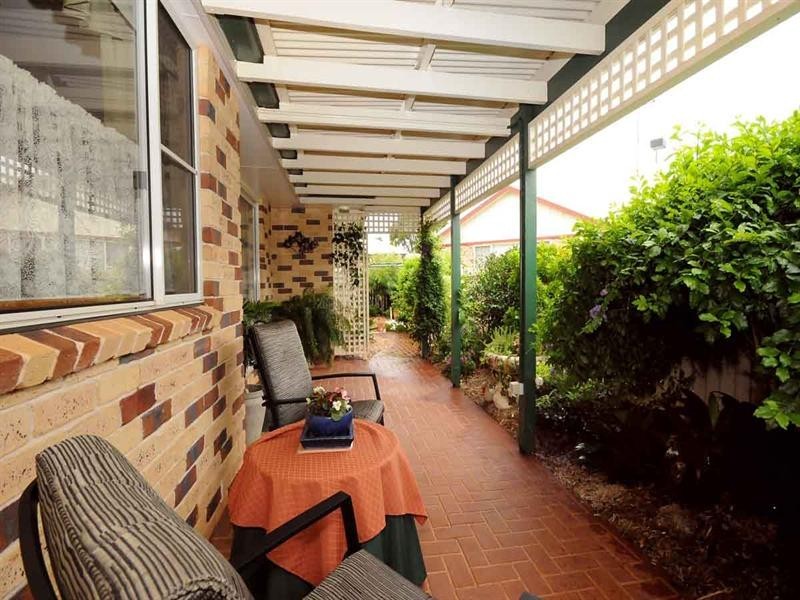 8 /279 Mackenzie Street, Centenary Heights QLD 4350