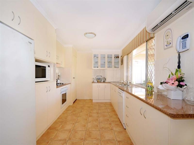 36 Cherokee Drive, Wilsonton QLD 4350