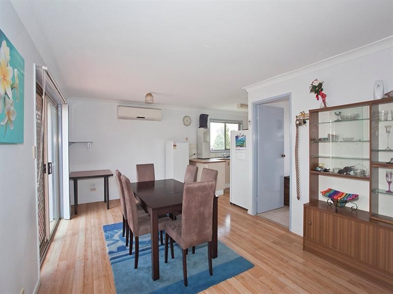 6 Bhutan Court, Newtown QLD 4350