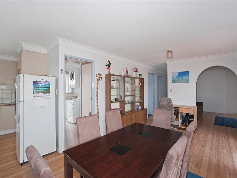 6 Bhutan Court, Newtown QLD 4350