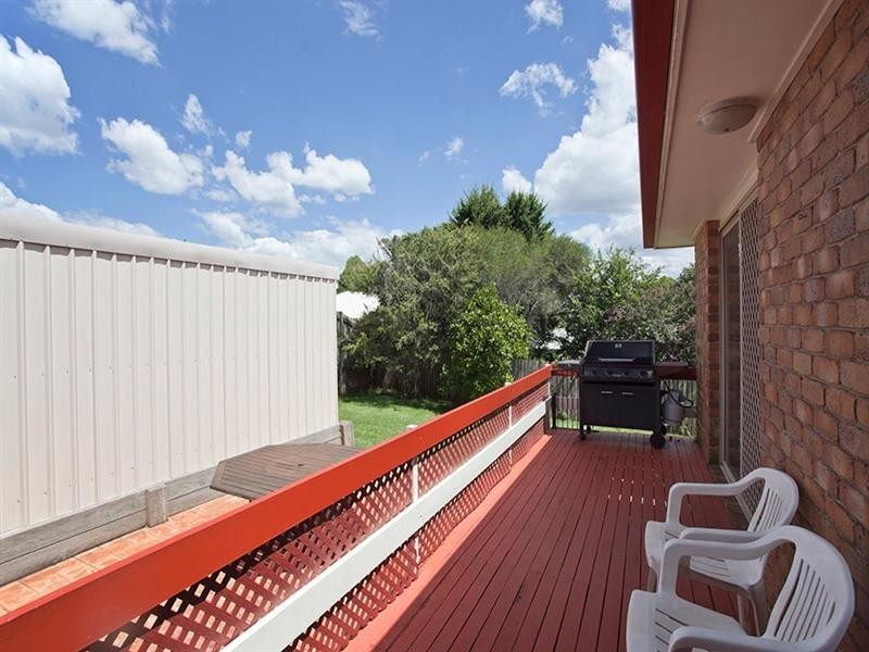 6 Bhutan Court, Newtown QLD 4350
