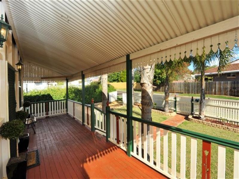 3 McCook Street, South Toowoomba QLD 4350