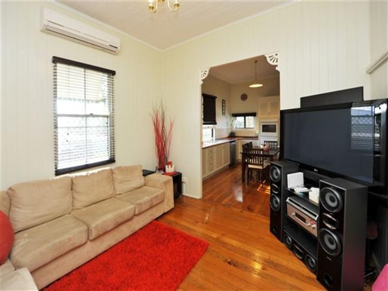 3 McCook Street, South Toowoomba QLD 4350