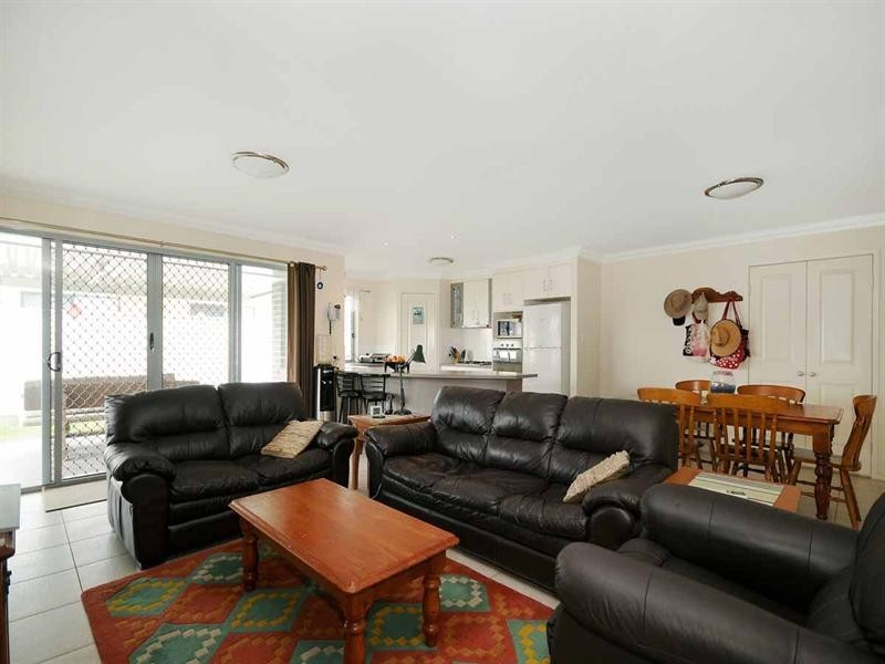 5 Woodville Court, Wyreema QLD 4352