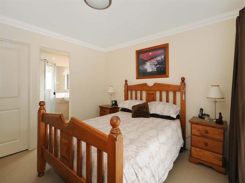 5 Woodville Court, Wyreema QLD 4352