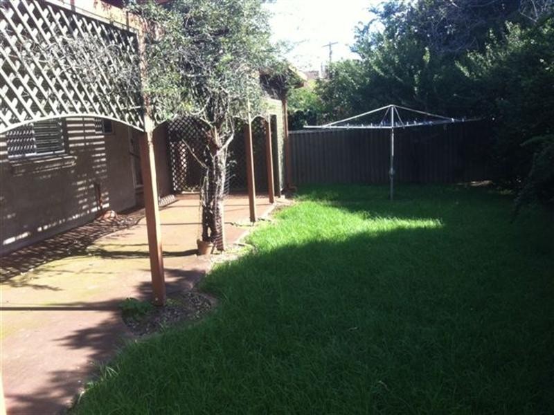 81 Arabain Street, Harristown QLD 4350