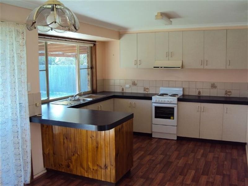 15 Seppelt Street, Wilsonton Heights QLD 4350