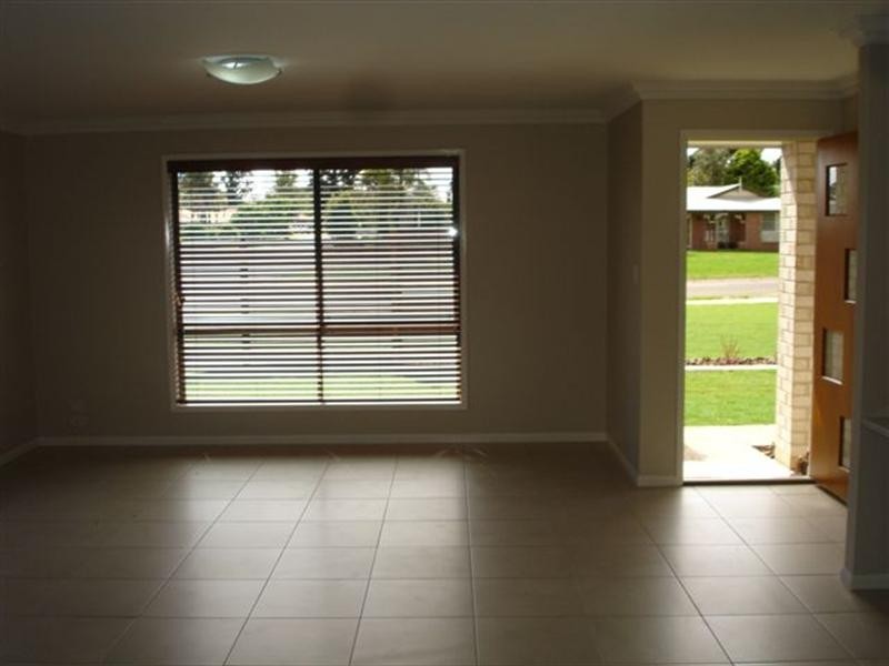 67 Kearney Street, Kearneys Spring QLD 4350