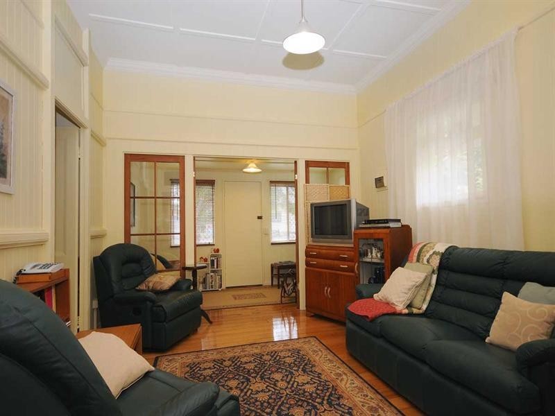 163 Holberton Street, Newtown QLD 4350