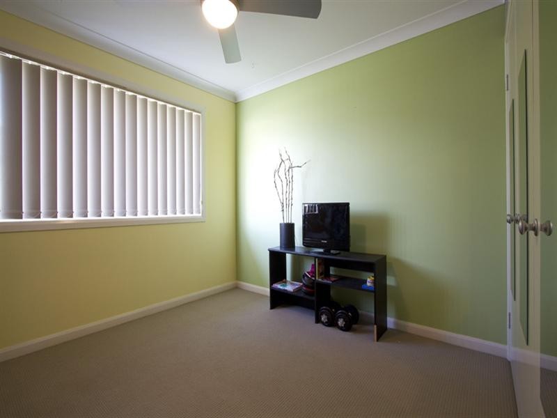 6 Barambah Street, Glenvale QLD 4350