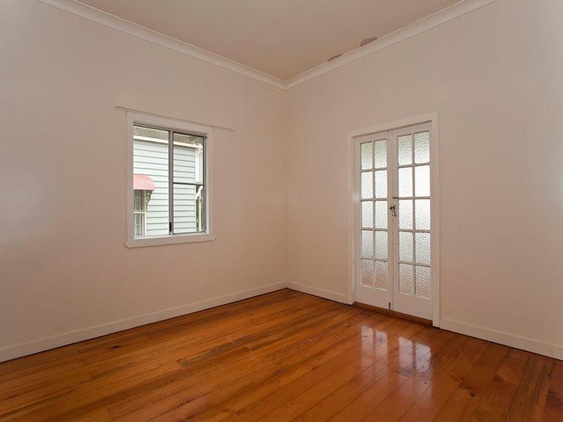 5 Victor Street, East Toowoomba QLD 4350