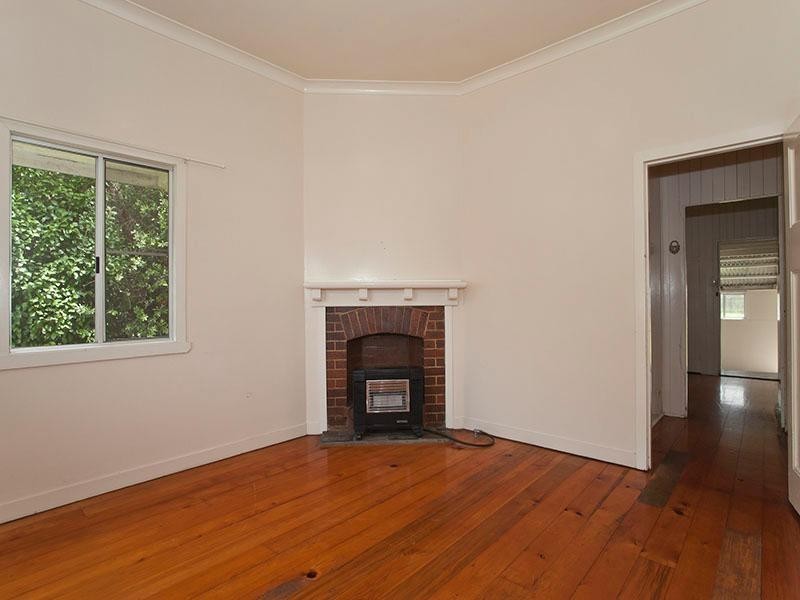 5 Victor Street, East Toowoomba QLD 4350