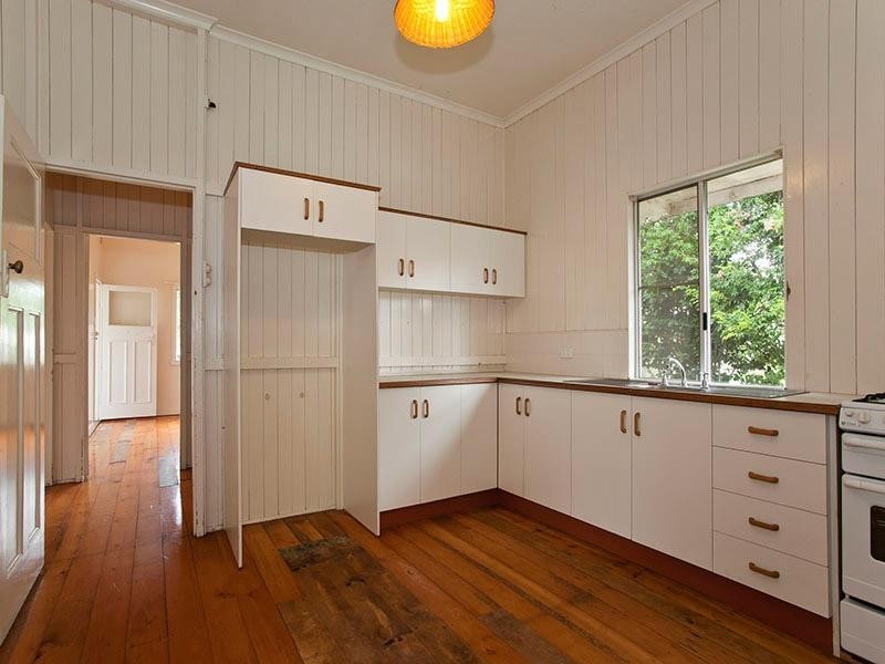 5 Victor Street, East Toowoomba QLD 4350