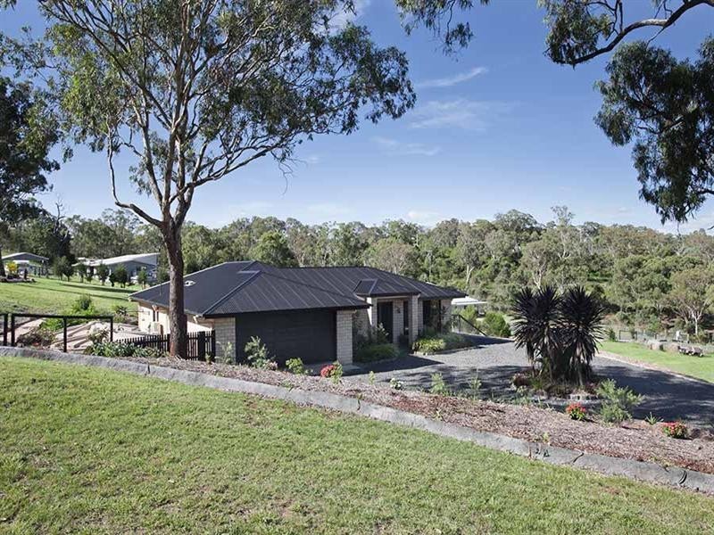 2 Karingal Court, Glenvale QLD 4350