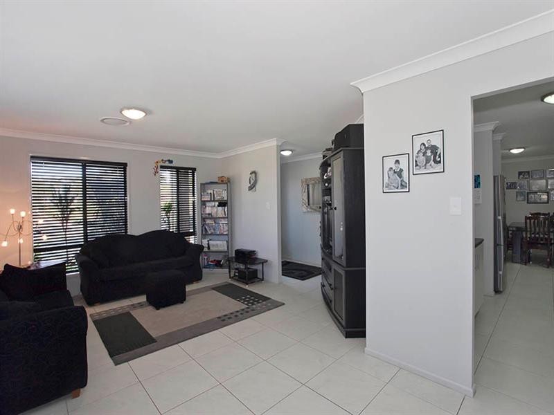 2 Karingal Court, Glenvale QLD 4350