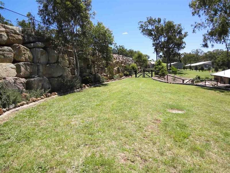 2 Karingal Court, Glenvale QLD 4350