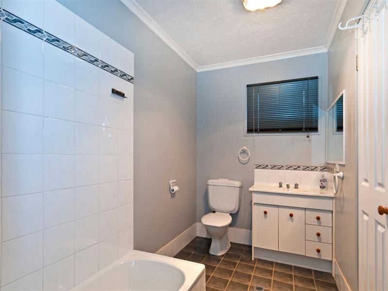 24 Sybyl Street, Harristown QLD 4350