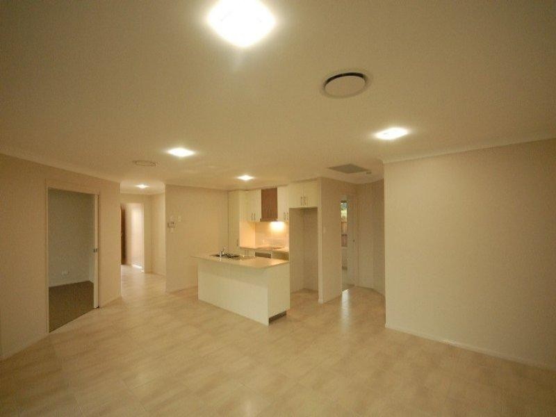 20 High Court Drive, Wilsonton Heights QLD 4350