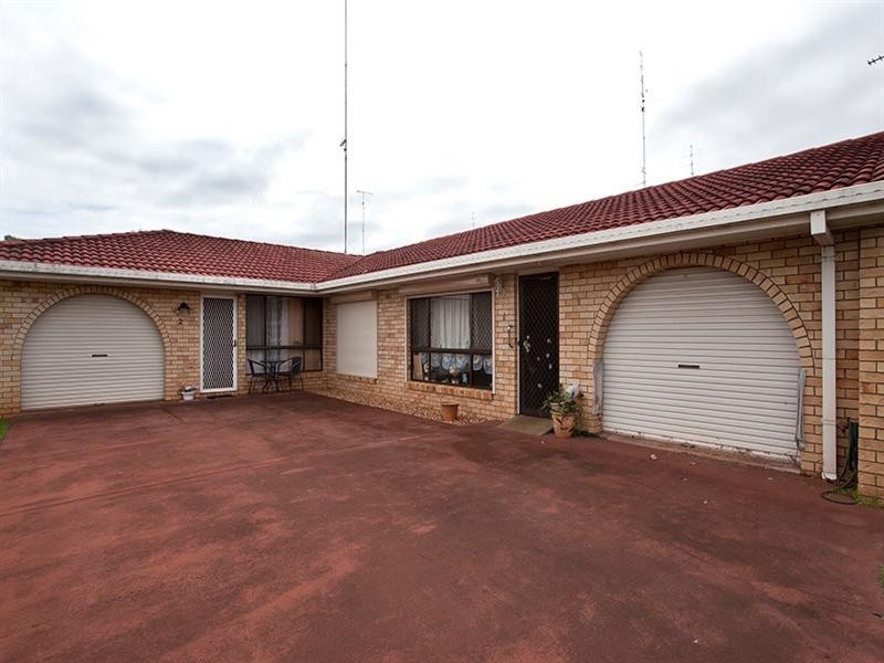 Unit 1/13 Eunice Court, Kearneys Spring QLD 4350