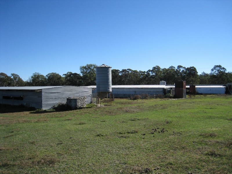 - Willis Road, Meringandan QLD 4352