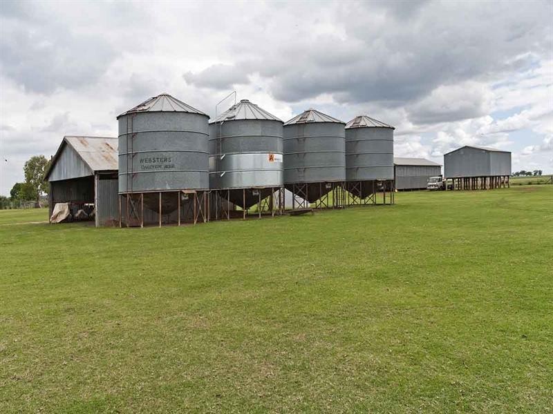 15704 Warrego Highway, Bowenville QLD 4404
