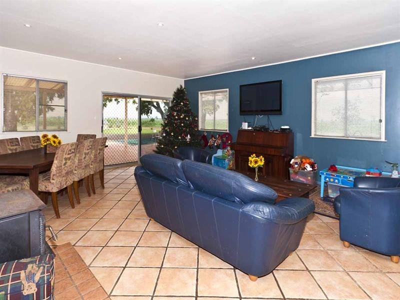 15704 Warrego Highway, Bowenville QLD 4404