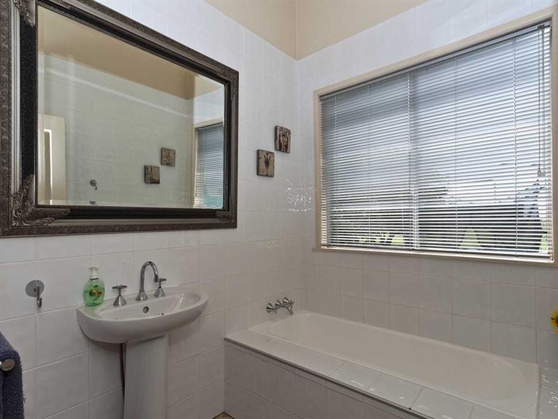 15704 Warrego Highway, Bowenville QLD 4404