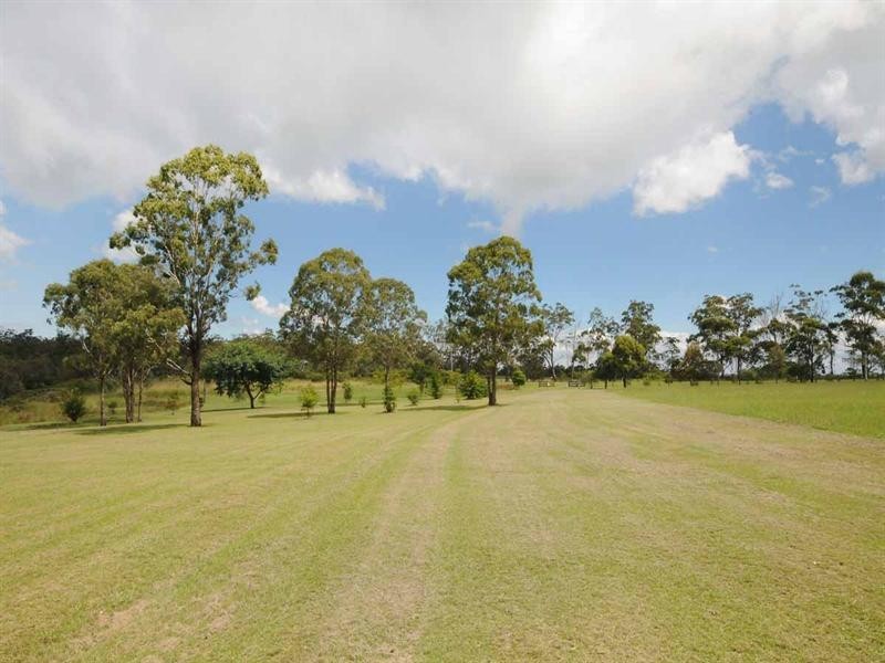 873 Preston Boundary Road, Preston QLD 4352