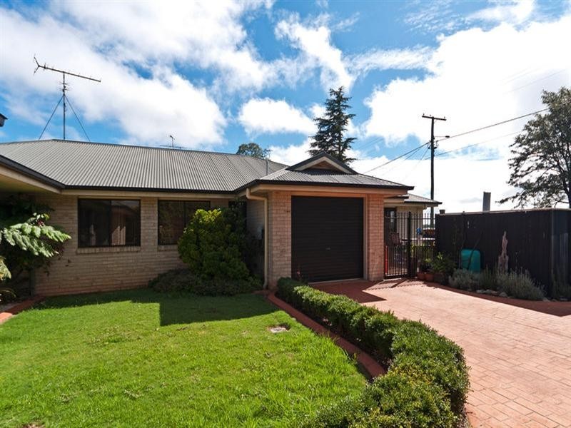 1/361 Ramsay Street, Middle Ridge QLD 4350