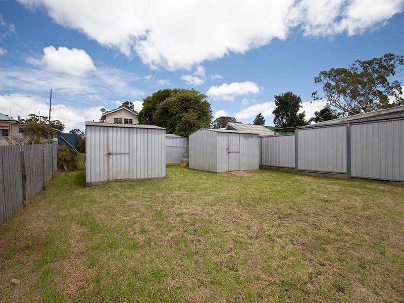 8A Hamilton Street, Newtown QLD 4350
