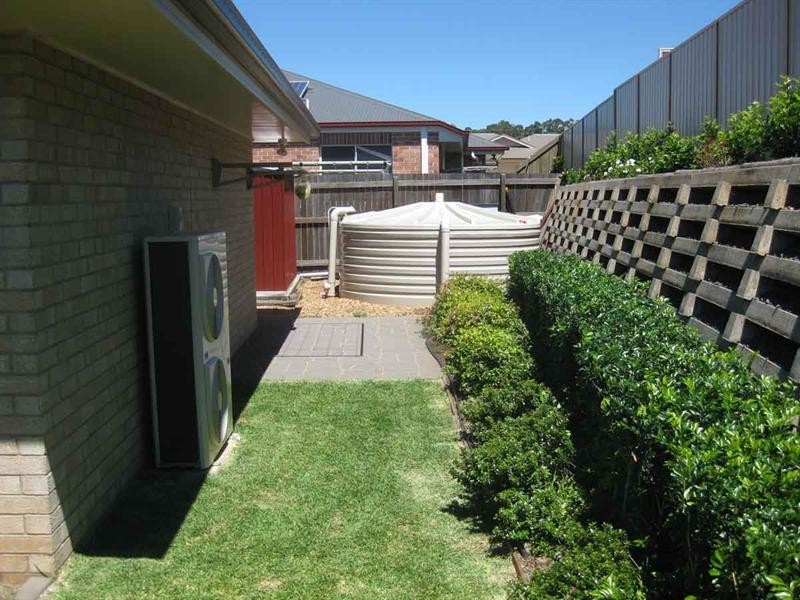 20 High Court Drive, Wilsonton Heights QLD 4350