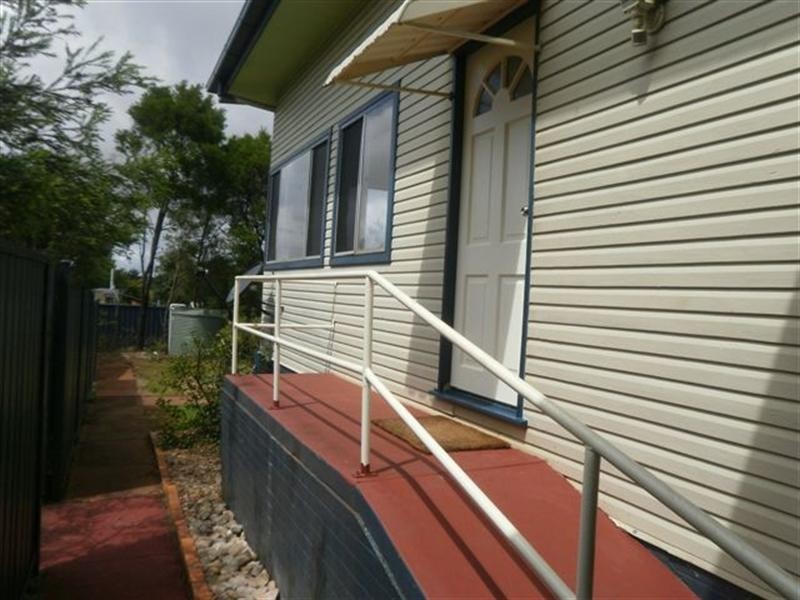 316A West Street, Kearneys Spring QLD 4350