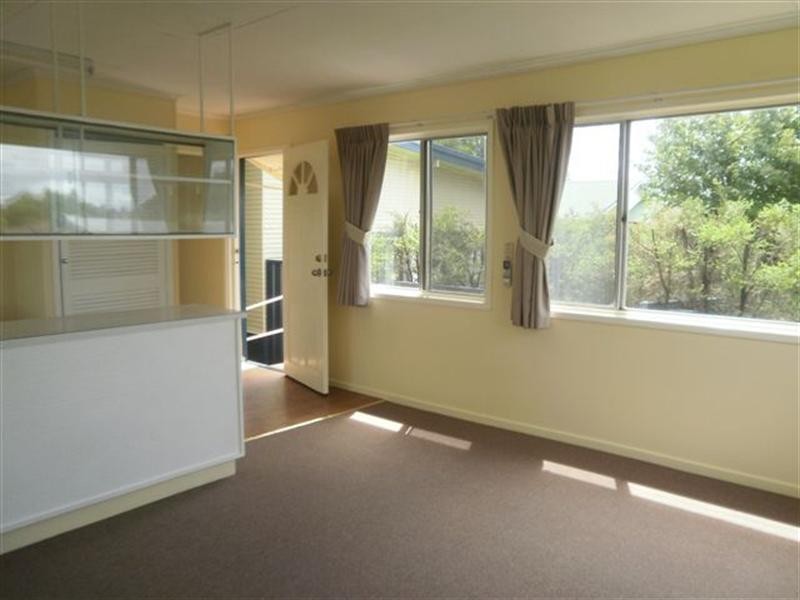 316A West Street, Kearneys Spring QLD 4350