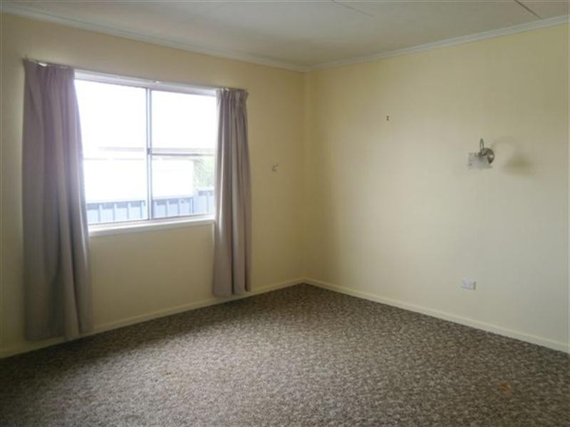 316A West Street, Kearneys Spring QLD 4350