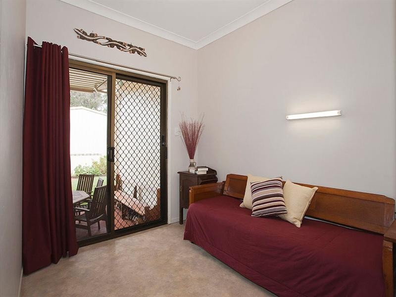 24 Ellis Street, Wilsonton QLD 4350