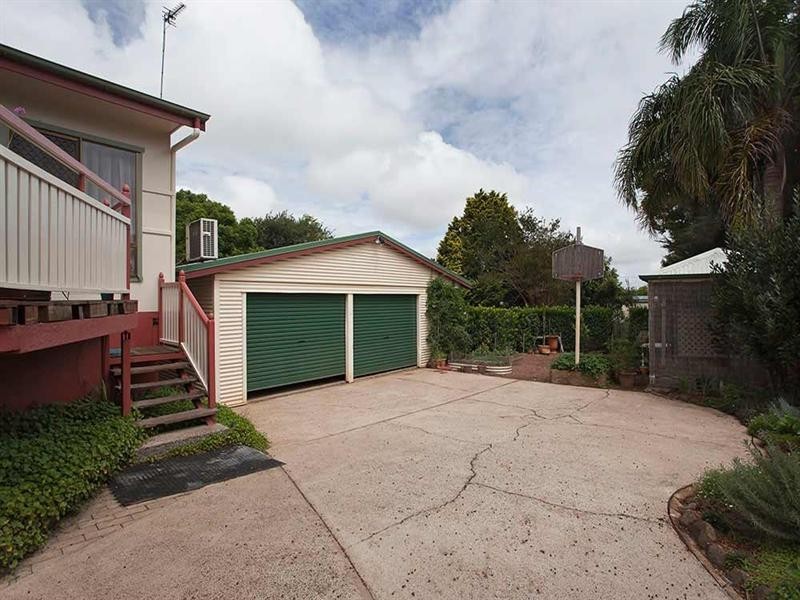 7 John Street, East Toowoomba QLD 4350