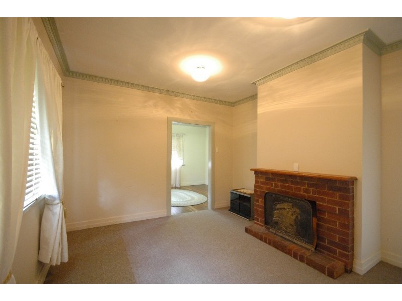 331 South Street, Harristown QLD 4350