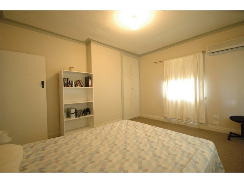 331 South Street, Harristown QLD 4350