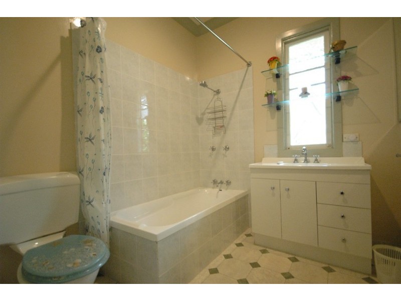 331 South Street, Harristown QLD 4350