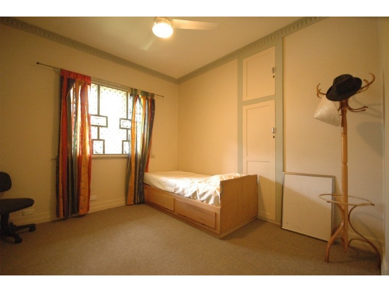 331 South Street, Harristown QLD 4350