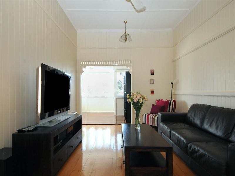 21 Second Avenue, Harristown QLD 4350