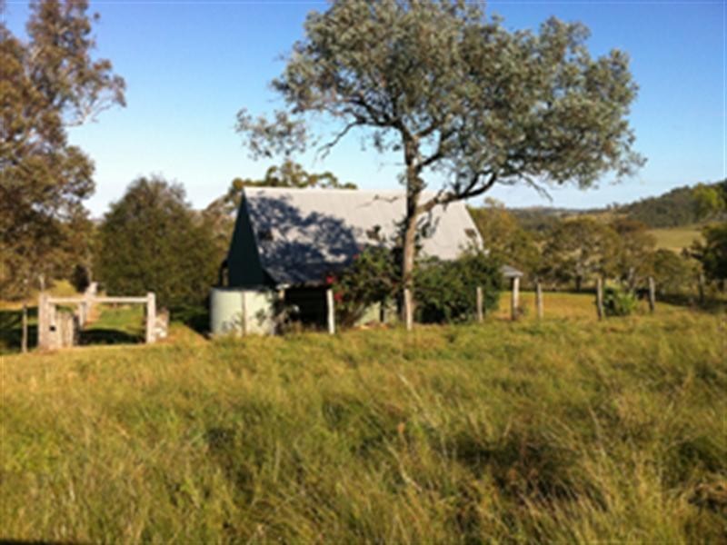 56 Walkers Spring Road, Preston QLD 4352